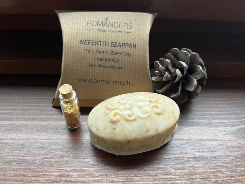 Nefertiti Palo Santo szappan 50g