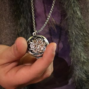 pomanders-illatos-aroma-medal-1.jpg