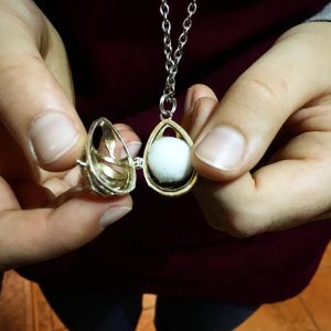 pomanders-illatos-aroma-medal-3.jpg