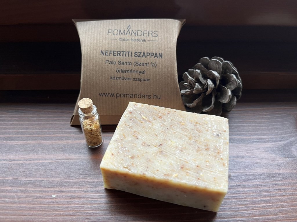 Nefertiti palo santo szappan 80g