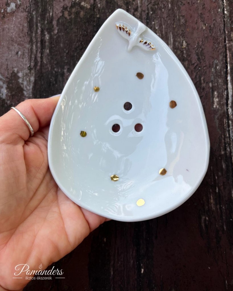 Porcelán luxus szappantartó